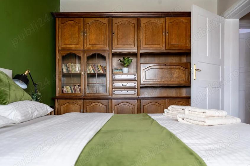 Apartament cu 4 camere decomandat, mobilat în Bălcescu