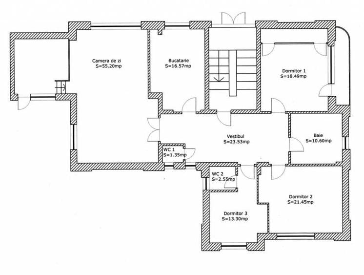 Apartament cu 4 camere semidecomandat în Floreasca