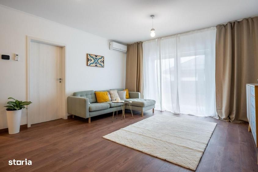 Casă cu 4 camere cu Teren 440 Mp în Săbăreni