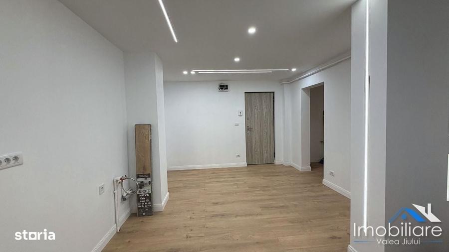 Apartament 2 camere Petrosani. Zona centrala. finisaje premium - 4