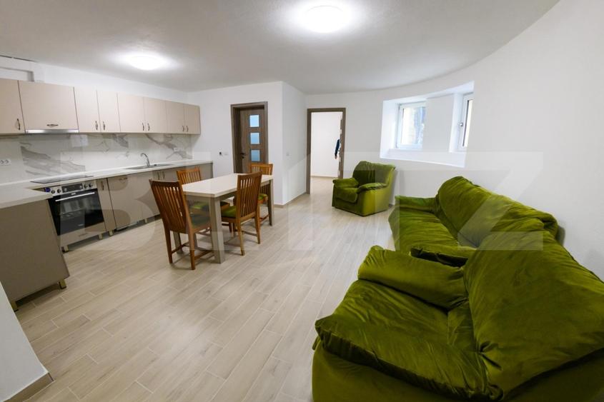 Apartament cu 3 camere decomandat, mobilat în Ultracentral