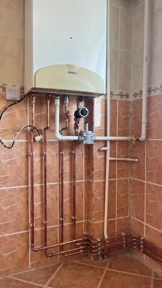 Apartament cu 3 camere decomandat în Banca Națională