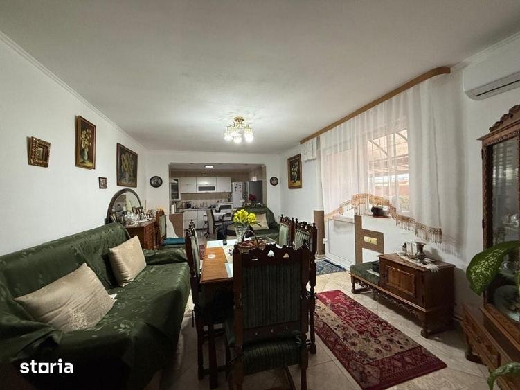 Casă cu 4 camere cu Teren 490 Mp în Central