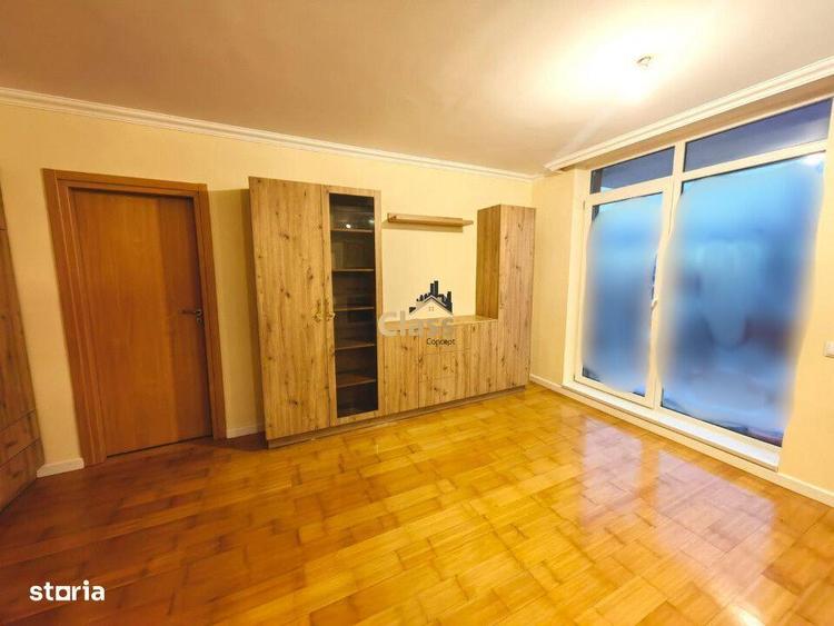 Apartament cu 2 camere semidecomandat, mobilat în Borhanci