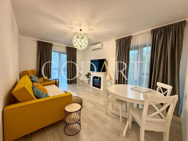Apartament cu 3 camere decomandat în Domenii