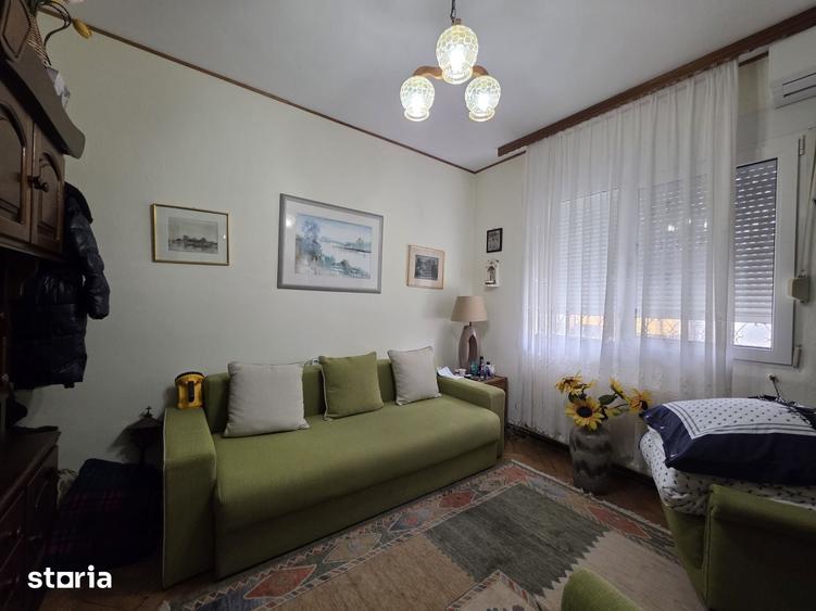 Casă cu 5 camere cu Teren 1500 Mp în Snagov