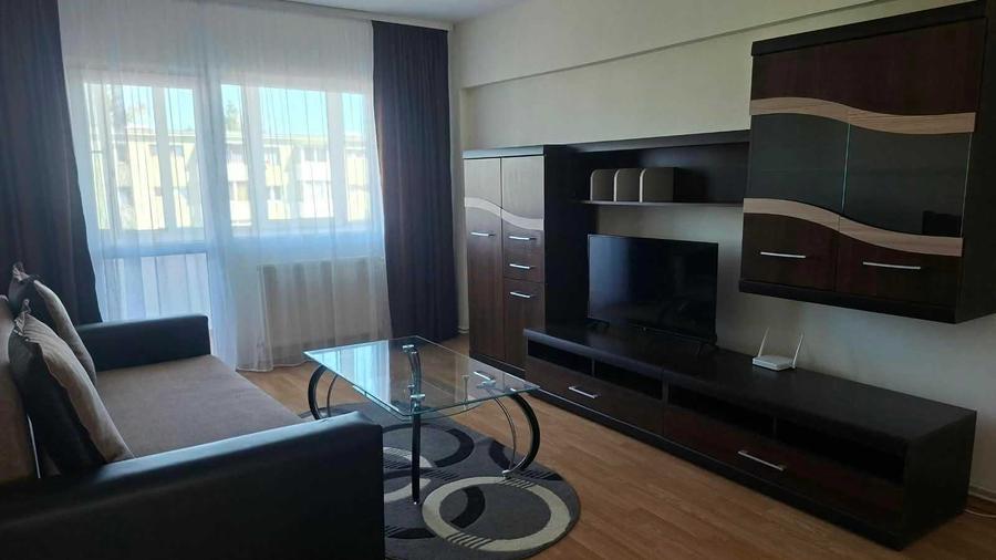 Apartament cu 2 camere decomandat în Calea București