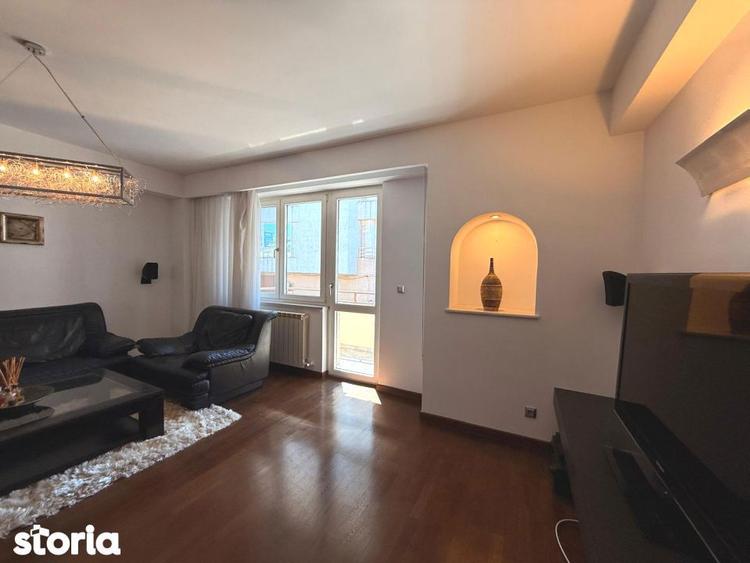Apartament cu 4 camere decomandat, mobilat în Floreasca