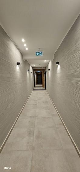 Garsoniera de vanzare noua cu balcon mare Tractorul, Brasov - 1