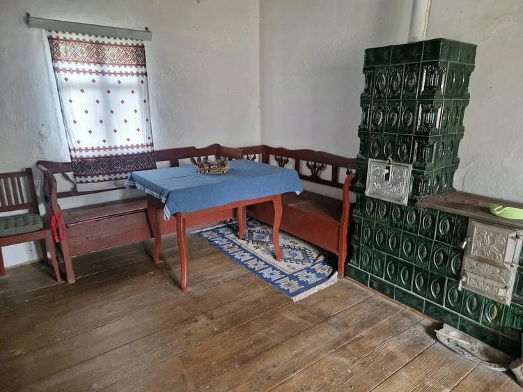 Casă cu 2 camere cu Teren 2054 Mp în Atia