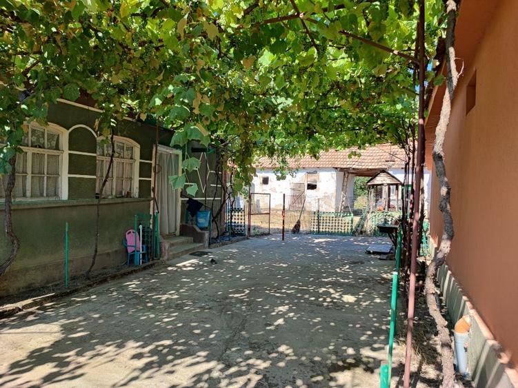 Casă individuală cu 2 camere cu Teren 1400 Mp în Husasău de Tinca