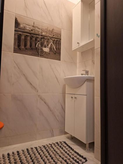 Apartament cu 3 camere decomandat, mobilat în Dobroești