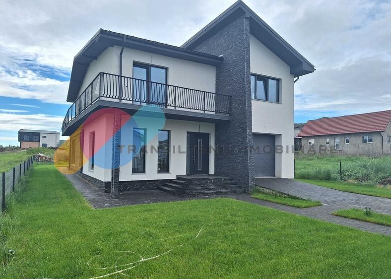 Casă individuală cu 4 camere cu Canalizare în Chinteni