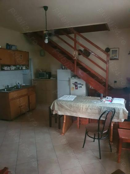 Casă cu Teren 1000 Mp în Central