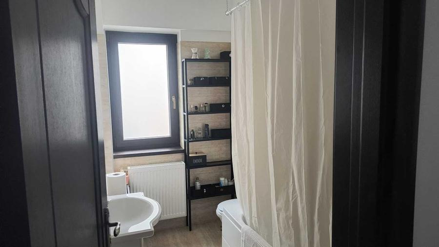 Apartament cu 2 camere decomandat în Exterior Vest