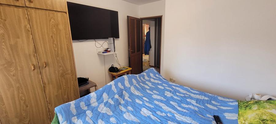 Apartament cu 3 camere decomandat în Craiter