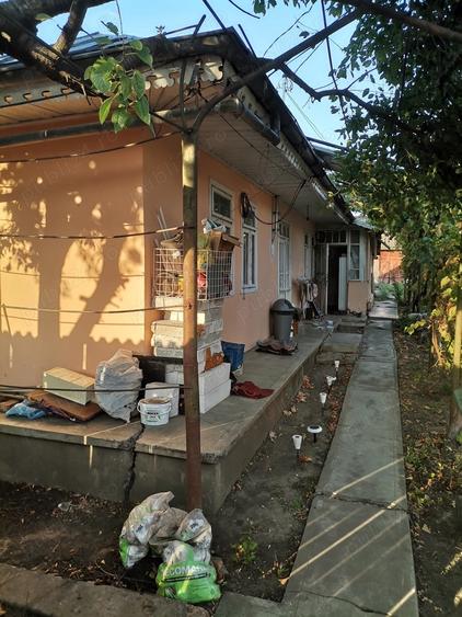 Casă cu 2 camere în Huși