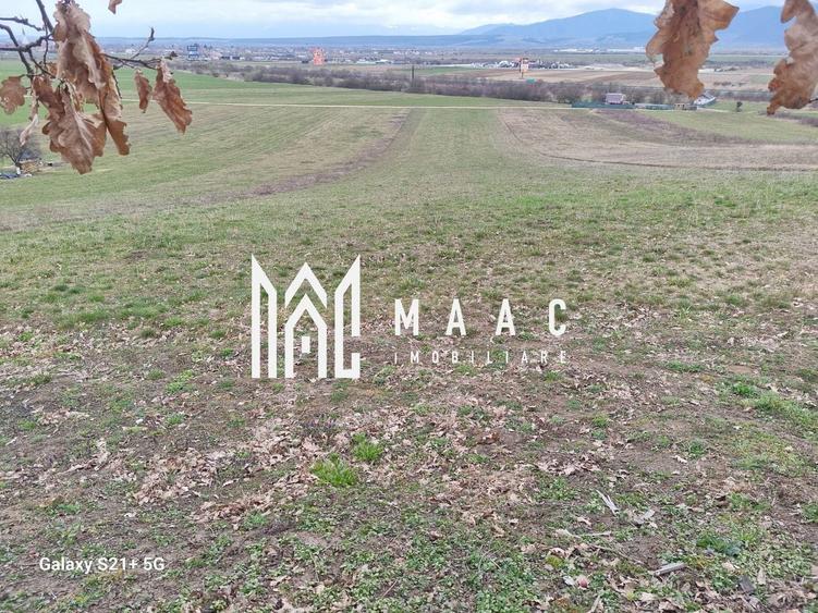 Teren agricol extravilan de 5400 mp, în Cristian