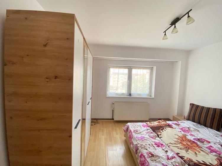 Apartament cu 2 camere de închiriat - 2