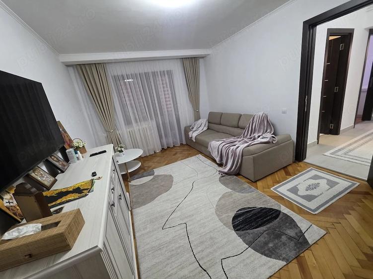 Apartament cu 2 camere decomandat în Central