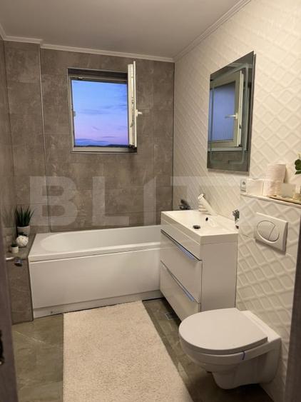 Apartament de vanzare, 3 camere, 65 mp - zona Stejarului - 11