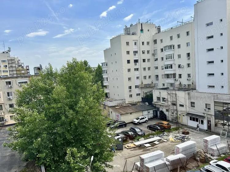 Apartament cu 3 camere decomandat în Ultracentral