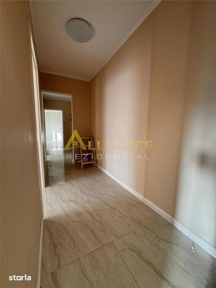 Apartament cu 3 camere decomandat, mobilat în Apărătorii Patriei — fotografia 3