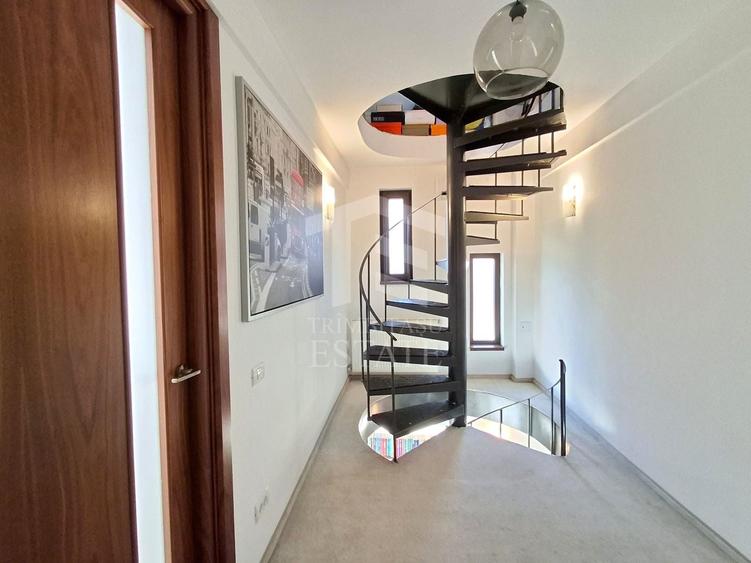 Duplex cu 4 camere cu Canalizare în Brănești