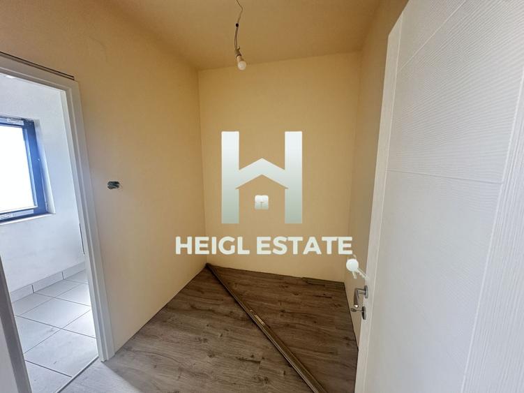 Duplex cu 4 camere cu Canalizare în Moșnița Nouă