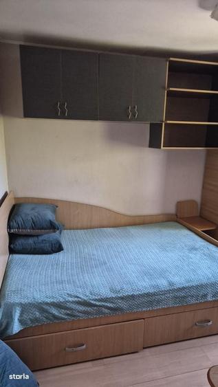 Apartament cu 3 camere în Rahova