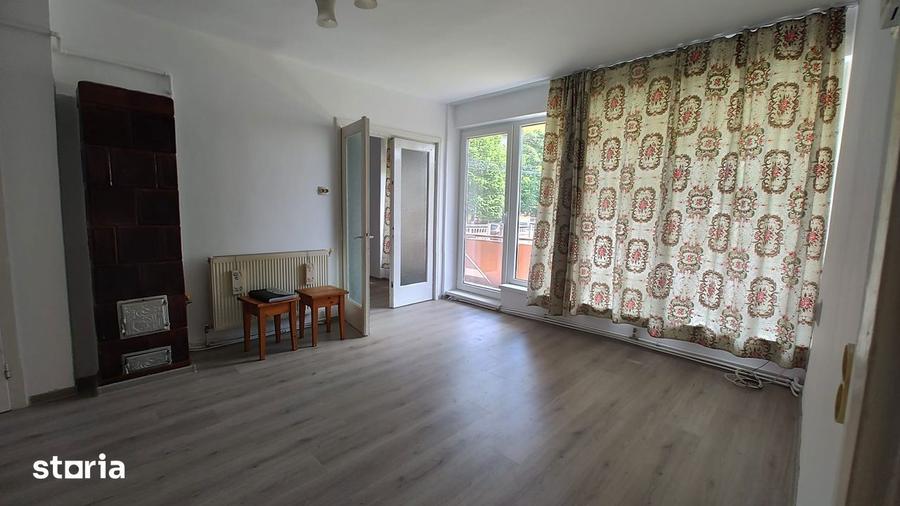 De vanzare apartament 2 camere,zona Petrom,str.Mihai Eminescu - 9