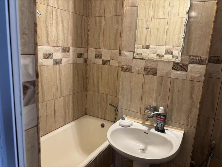 Garsonieră decomandată în Buzaului