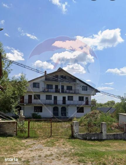 Spațiu comercial, de 1,650 mp, în Baia de Fier