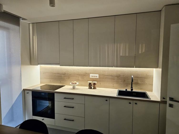 Apartament cu 2 camere decomandat, mobilat în Aviației
