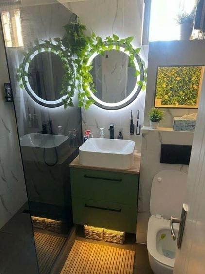 Apartament cu 3 camere semidecomandat în Central