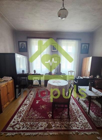 Casă individuală cu 3 camere cu Canalizare în Satchinez
