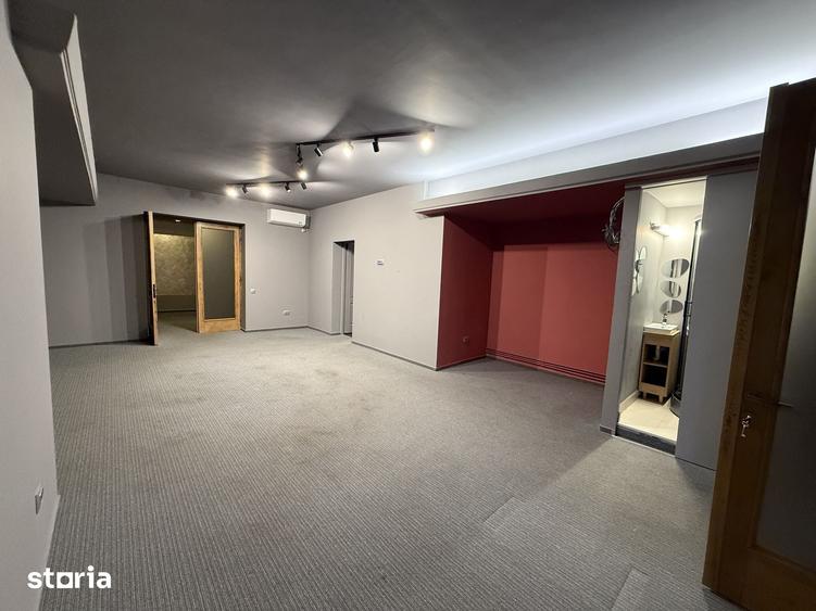 Apartament cu 3 camere în Piața Centrală