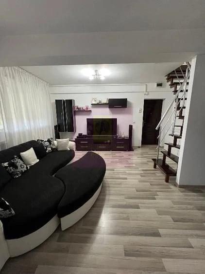 Apartament cu 3 camere decomandat în Colentina