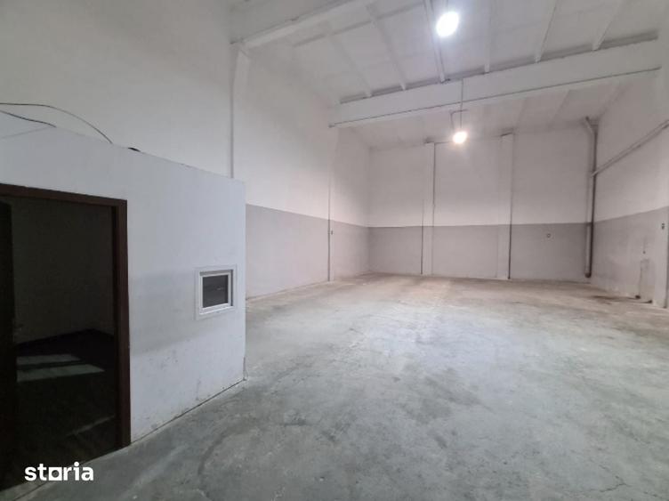 Spațiu comercial, de 220 mp, în CFR