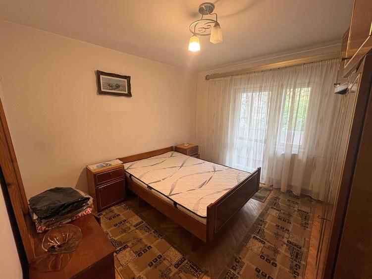 Apartament cu 4 camere în Central
