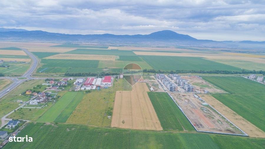 Teren intravilan de vanzare intrare Cristian, Brasov 3.331 mp - 4