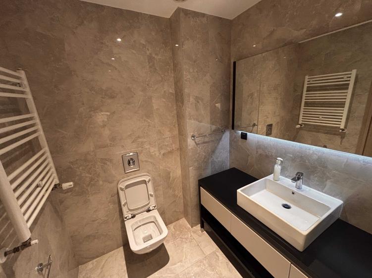 Apartament cu 2 camere decomandat în Dudești