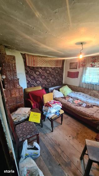Casă cu 2 camere cu Teren 3670 Mp în Ciofrângeni