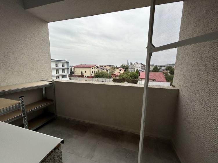 Apartament cu 2 camere decomandat în Theodor Pallady