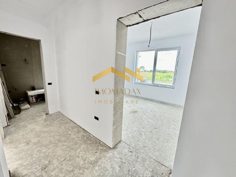 Duplex cu 3 camere cu Canalizare în Bucovăț (Remetea Mare)