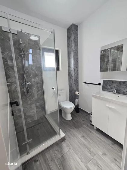 Casă cu 4 camere cu Teren 497 Mp în Bora