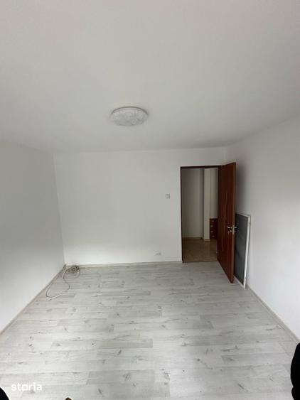 Garsonieră în Micro 40