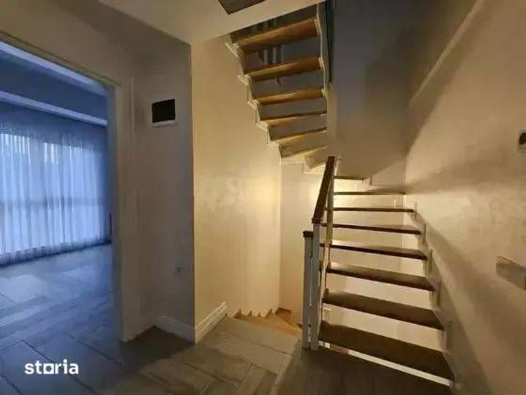 Casă cu 5 camere cu Teren 180 Mp în Sălăjan