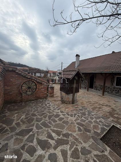 Casă cu 2 camere cu Teren 582 Mp în Saschiz