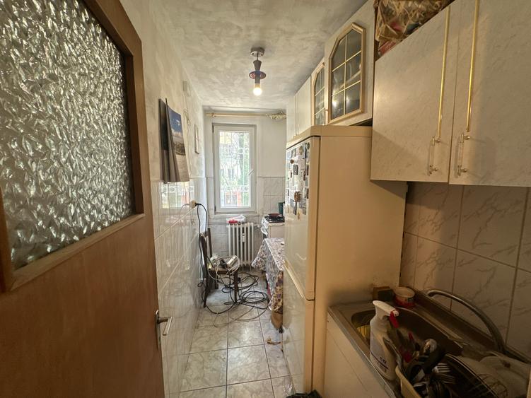 Garsonieră decomandată în Drumul Taberei